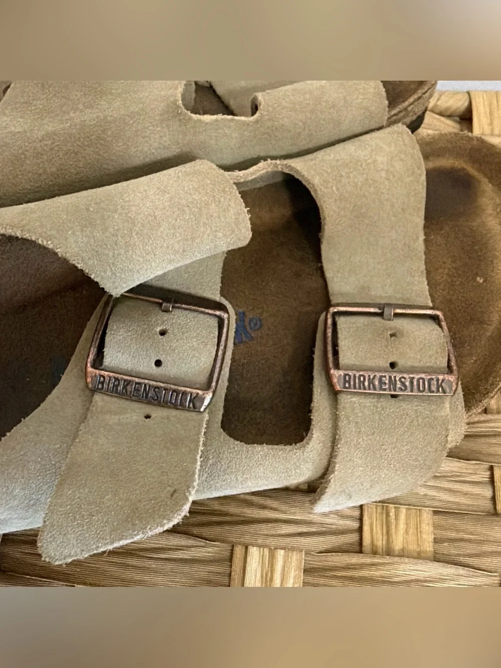 Birkenstock Arizona Sandals Women’s 6.5/7 EU 37 Taupe Suede Leather Cork Footbed